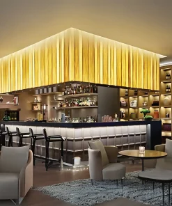 Hệ thống quầy bar trong nhà